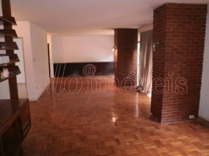 Apartamento para alugar com 2 quartos, 150m² - Foto 4