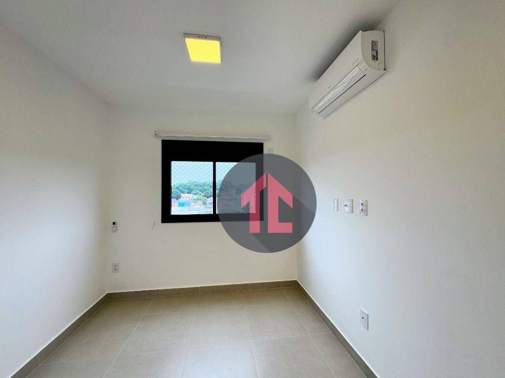 Apartamento para alugar com 2 quartos, 80m² - Foto 12