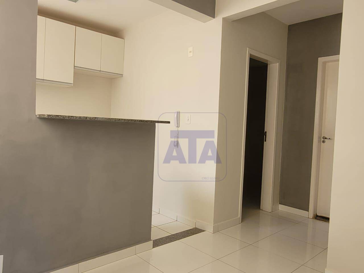 Apartamento à venda com 2 quartos, 46m² - Foto 3