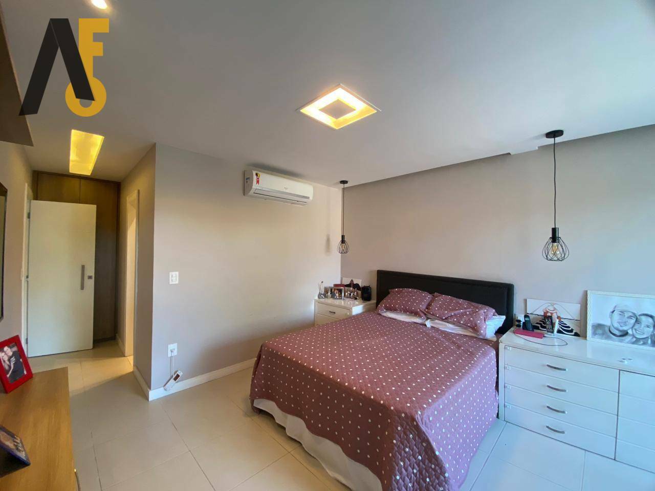 Casa à venda com 4 quartos, 368m² - Foto 23