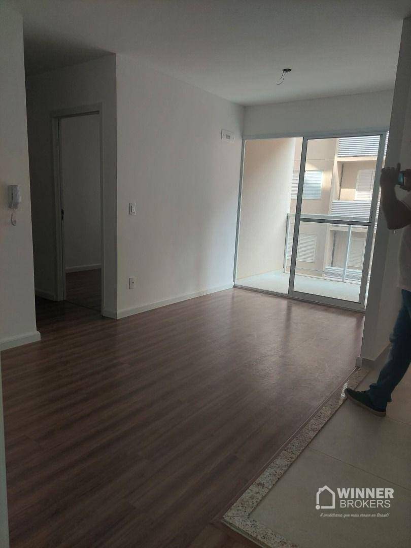 Apartamento à venda com 2 quartos, 55m² - Foto 2