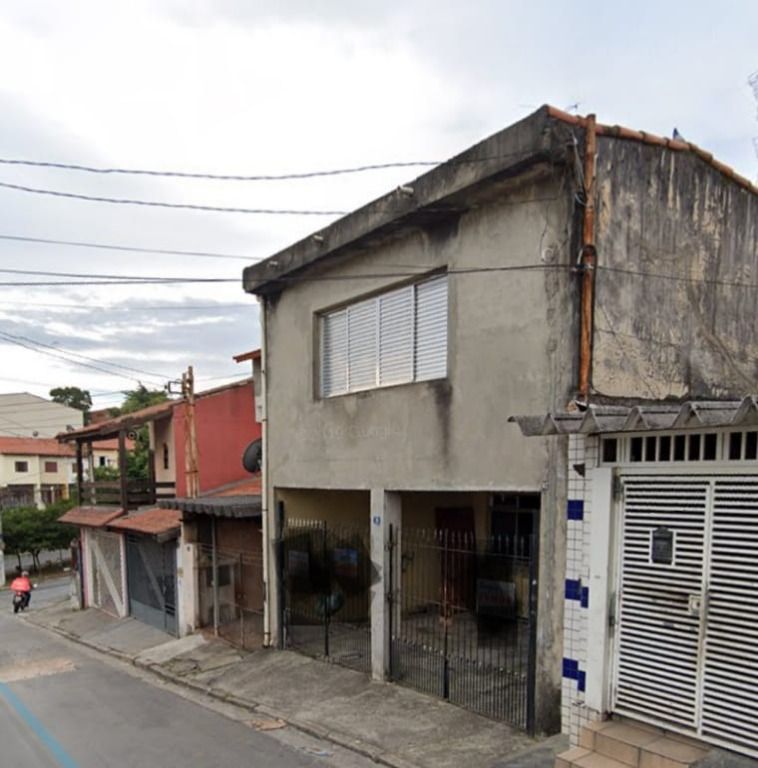 Sobrado à venda com 3 quartos, 120m² - Foto 1