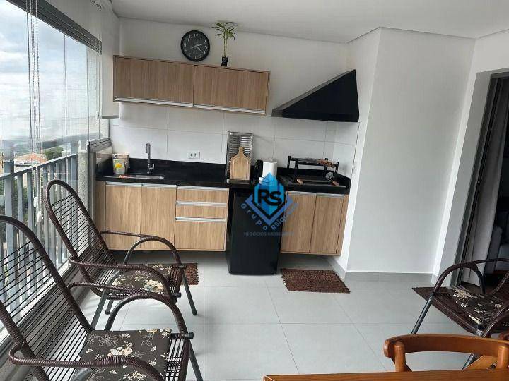 Apartamento à venda com 3 quartos, 108m² - Foto 1