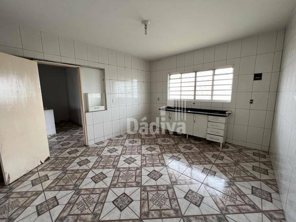 Casa para alugar com 3 quartos, 95m² - Foto 8