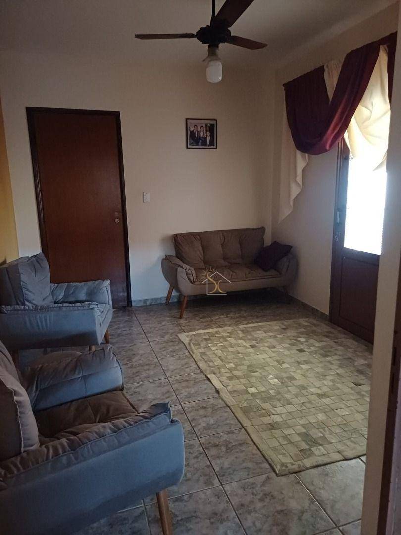 Chácara à venda com 3 quartos, 200m² - Foto 3