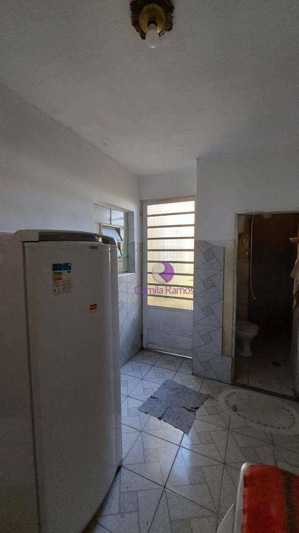 Casa à venda com 2 quartos, 101m² - Foto 8