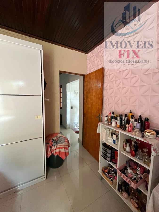 Casa à venda com 4 quartos, 149m² - Foto 17