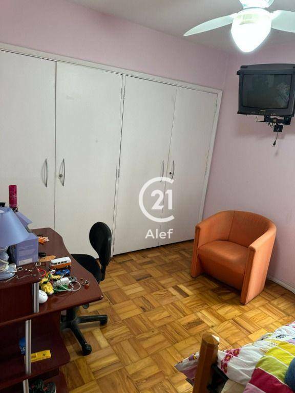 Apartamento à venda com 3 quartos, 130m² - Foto 32