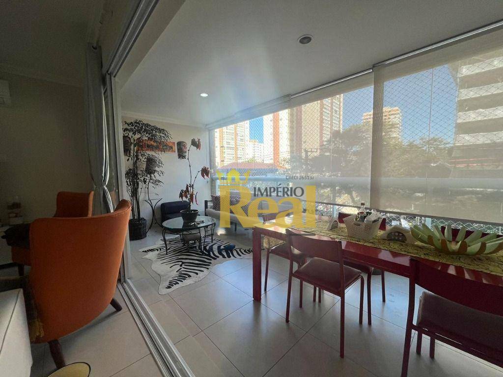 Apartamento à venda com 3 quartos, 169m² - Foto 2