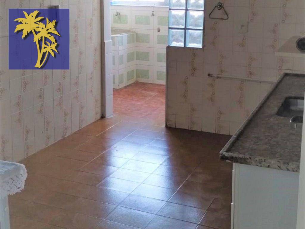 Apartamento para alugar com 3 quartos, 80m² - Foto 4