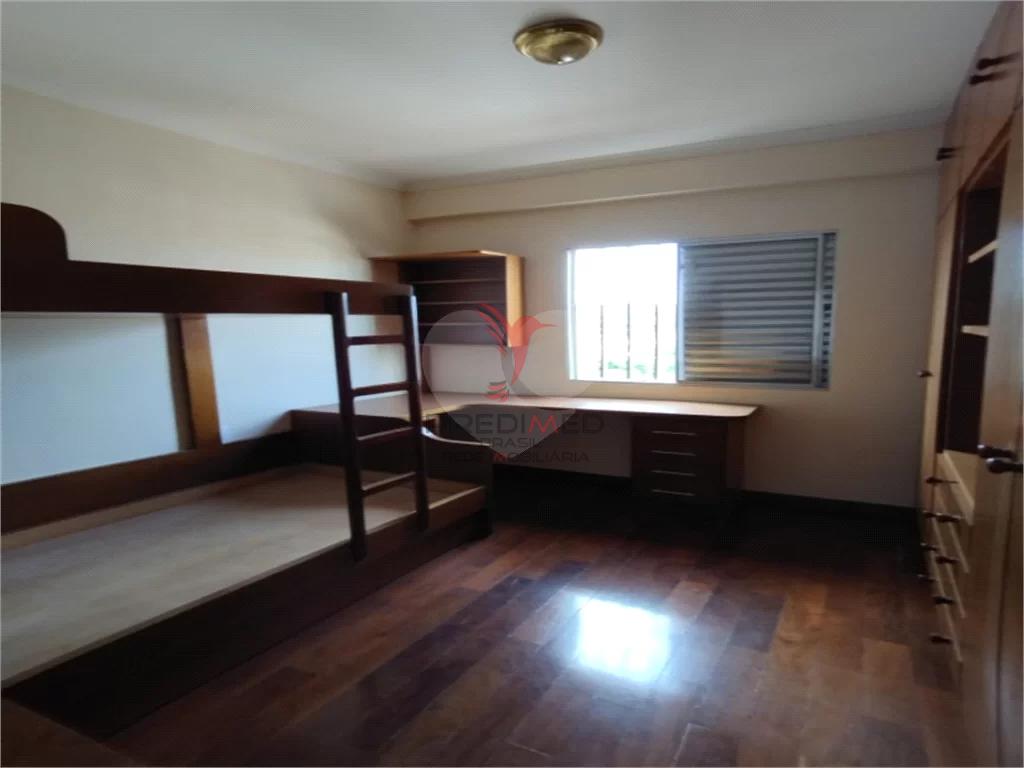 Apartamento à venda com 3 quartos, 130m² - Foto 9