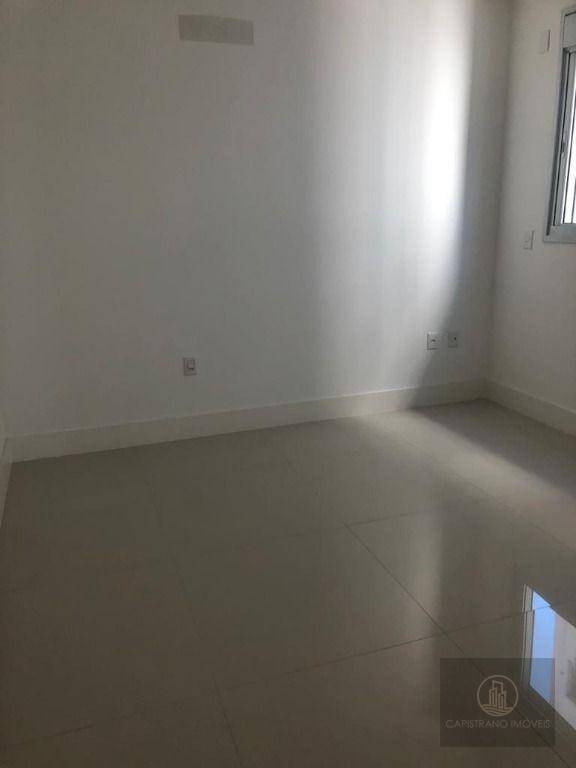 Apartamento à venda com 3 quartos, 128m² - Foto 6