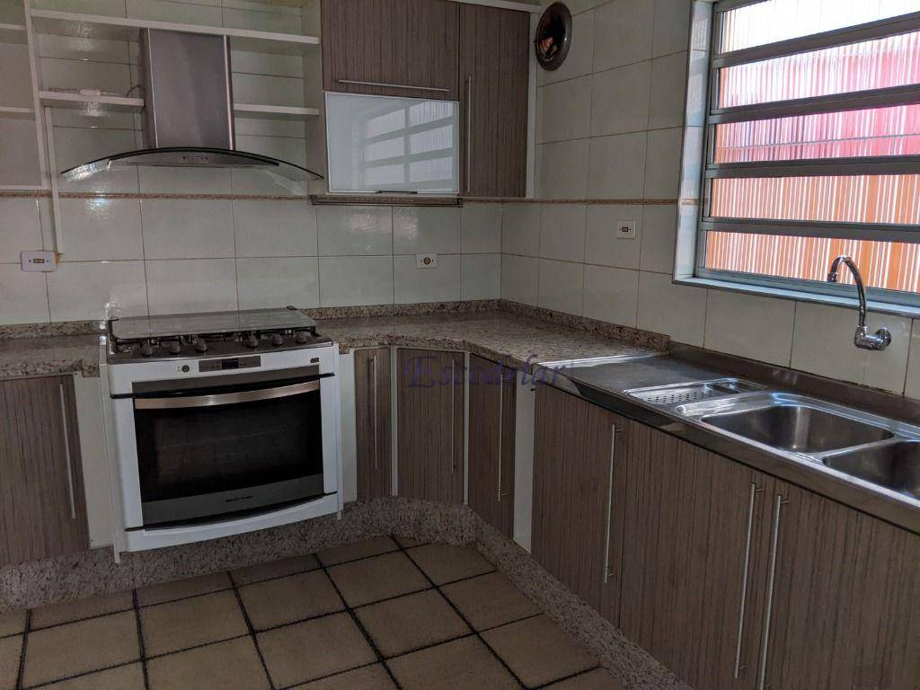 Sobrado à venda com 3 quartos, 142m² - Foto 2