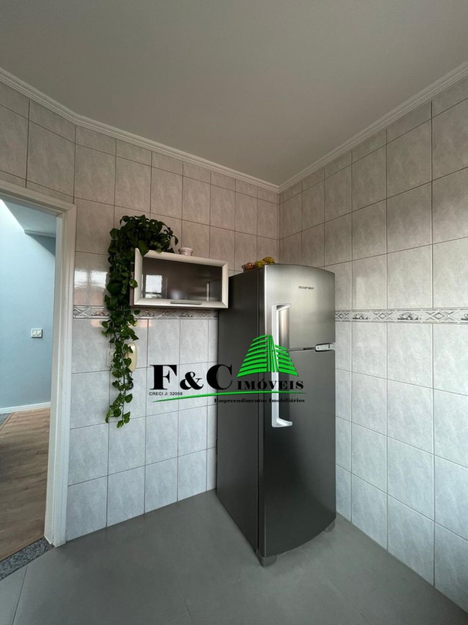 Casa à venda com 3 quartos, 150m² - Foto 6