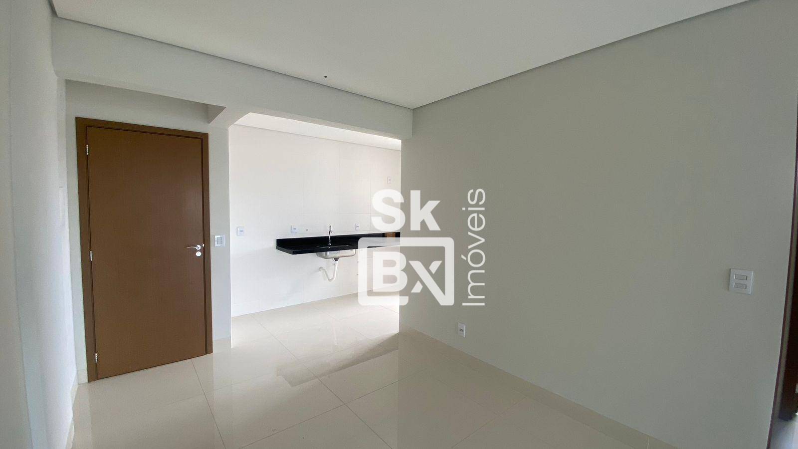 Apartamento à venda com 2 quartos, 70m² - Foto 4