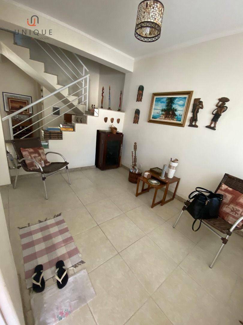 Casa à venda com 3 quartos, 160m² - Foto 18