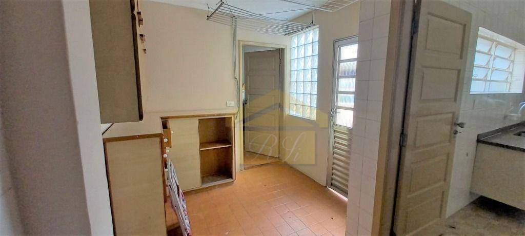 Sobrado à venda com 3 quartos, 180m² - Foto 4