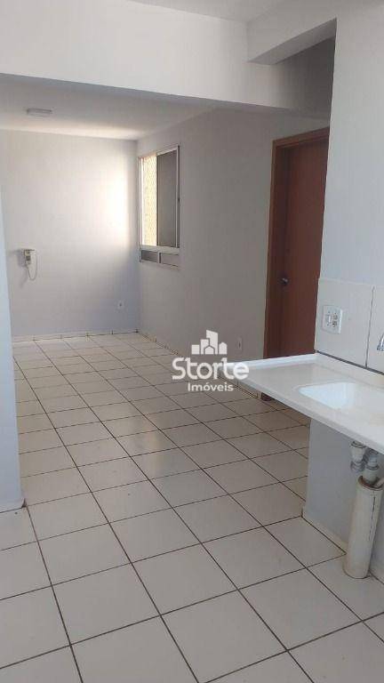 Apartamento à venda com 2 quartos, 44m² - Foto 4