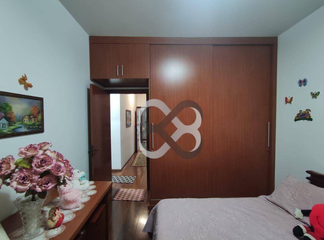 Apartamento à venda com 4 quartos, 193m² - Foto 15