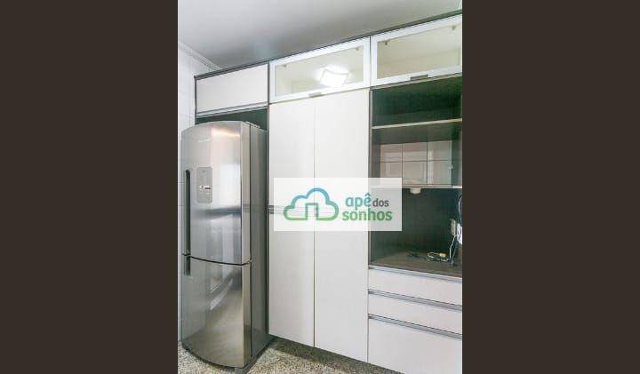 Apartamento à venda com 3 quartos, 75m² - Foto 17