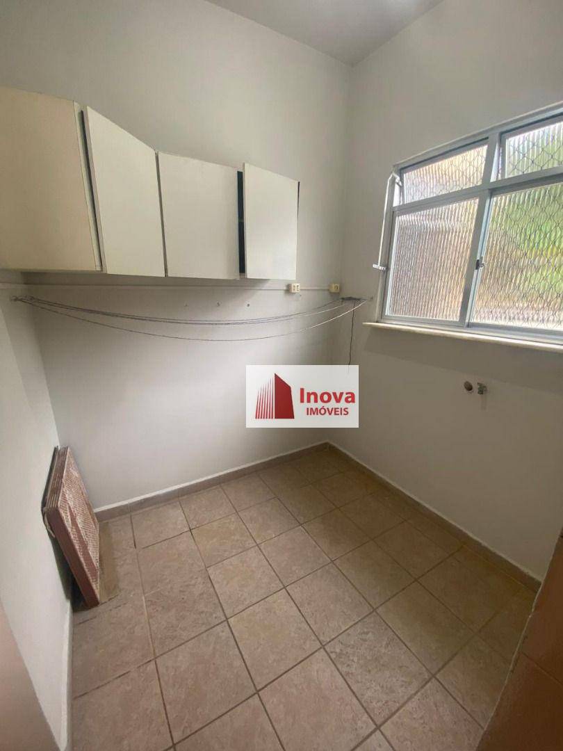 Apartamento à venda com 3 quartos, 120m² - Foto 17