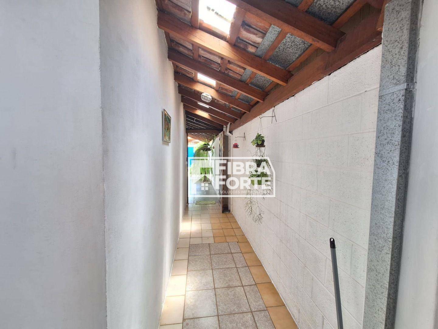 Casa à venda com 3 quartos, 154m² - Foto 23