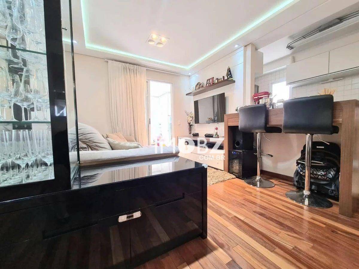 Apartamento à venda com 2 quartos, 72m² - Foto 4