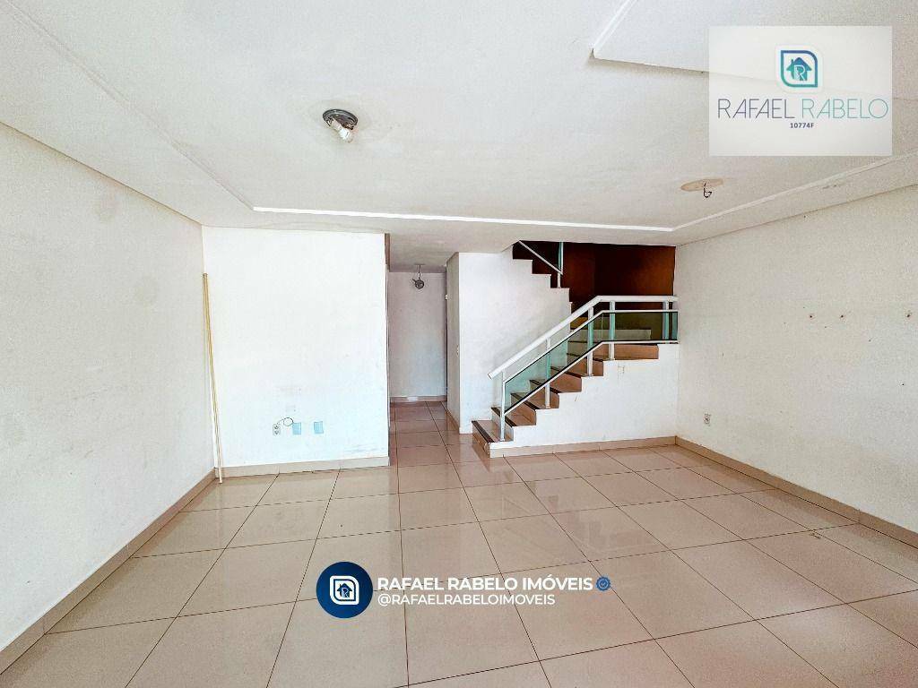 Casa à venda com 4 quartos, 140m² - Foto 4