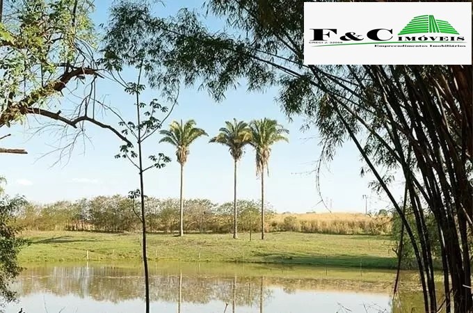 Casa de Condomínio para alugar com 4 quartos, 300m² - Foto 33