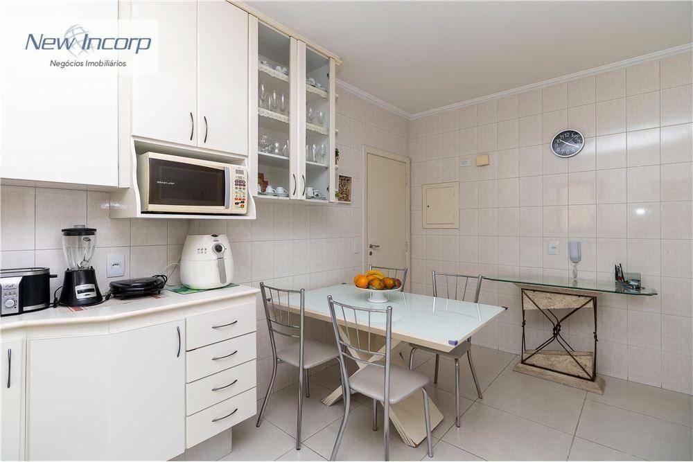 Apartamento à venda com 3 quartos, 117m² - Foto 9