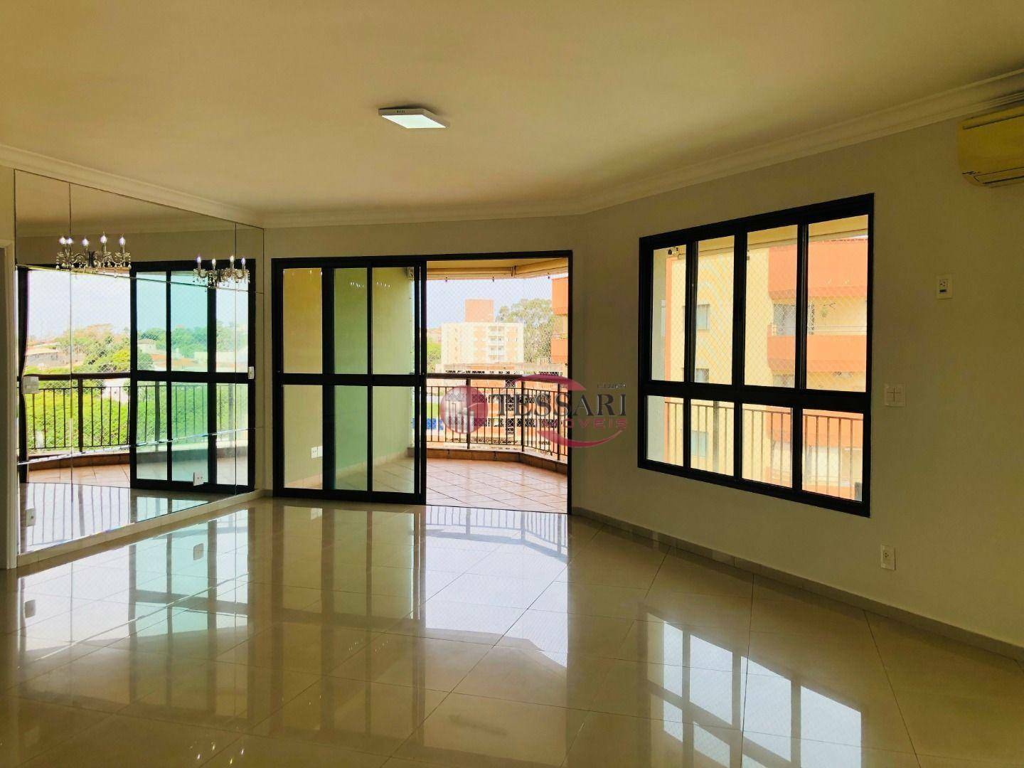 Apartamento à venda com 3 quartos, 160m² - Foto 4