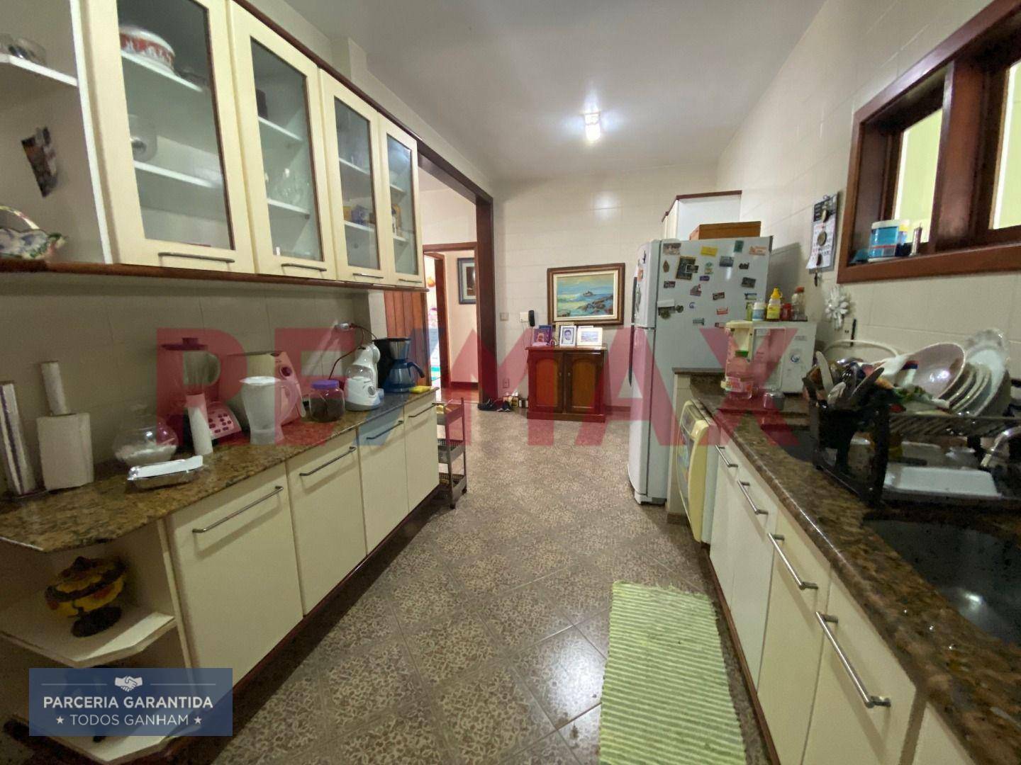 Casa à venda com 5 quartos, 360m² - Foto 19