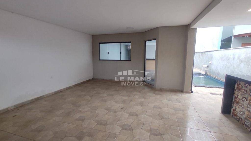 Casa à venda com 2 quartos, 126m² - Foto 5