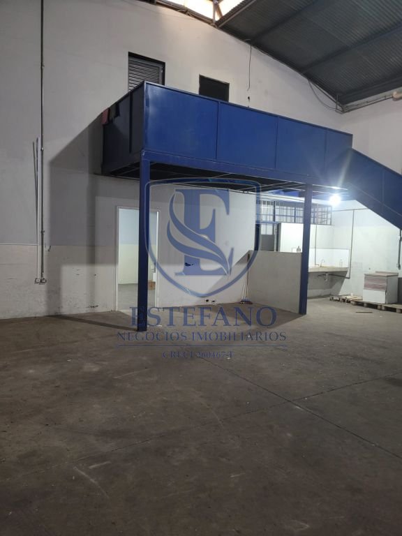 Depósito-Galpão-Armazém para alugar com 3 quartos, 300m² - Foto 3