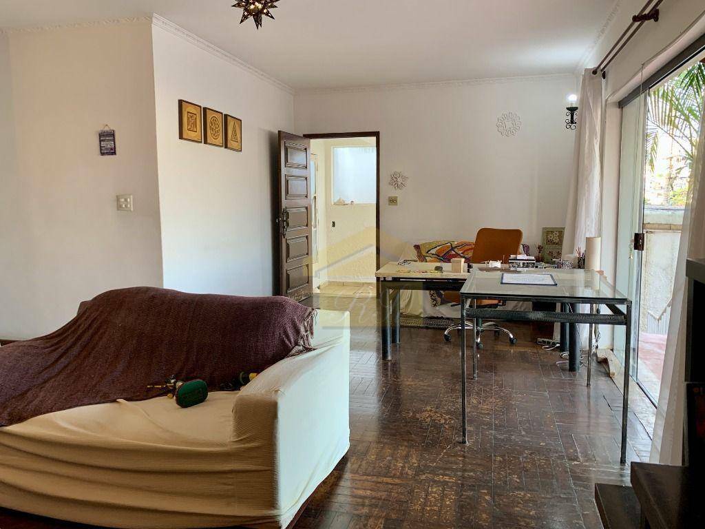 Casa à venda com 5 quartos, 300m² - Foto 4