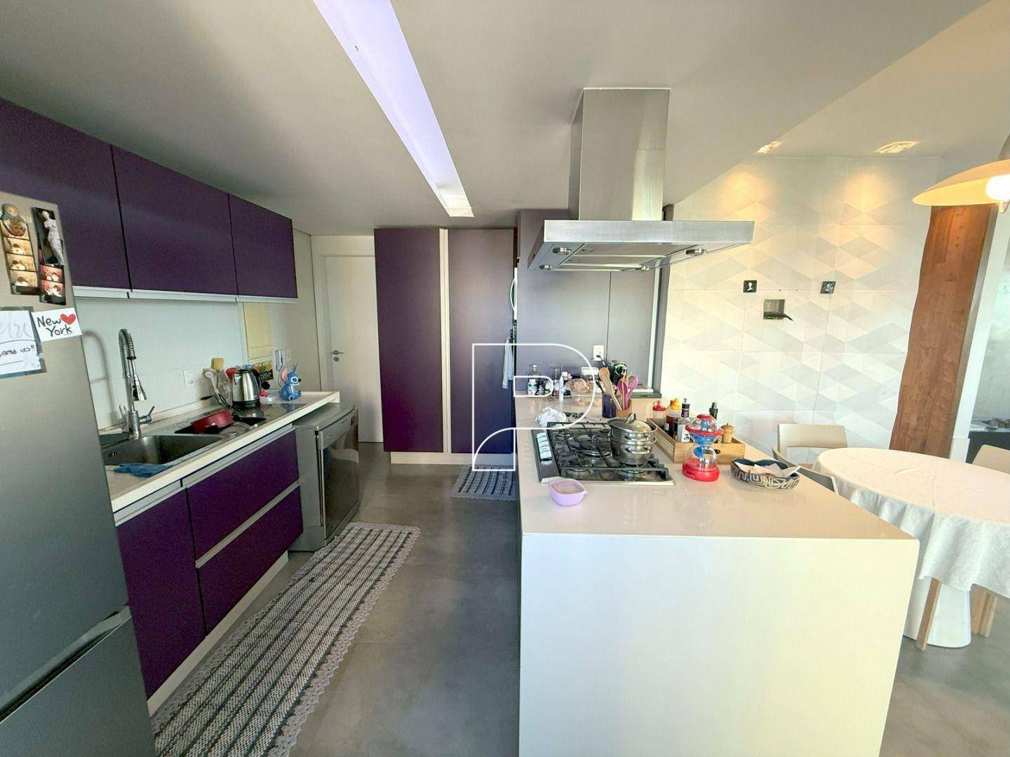 Apartamento à venda com 4 quartos, 188m² - Foto 9