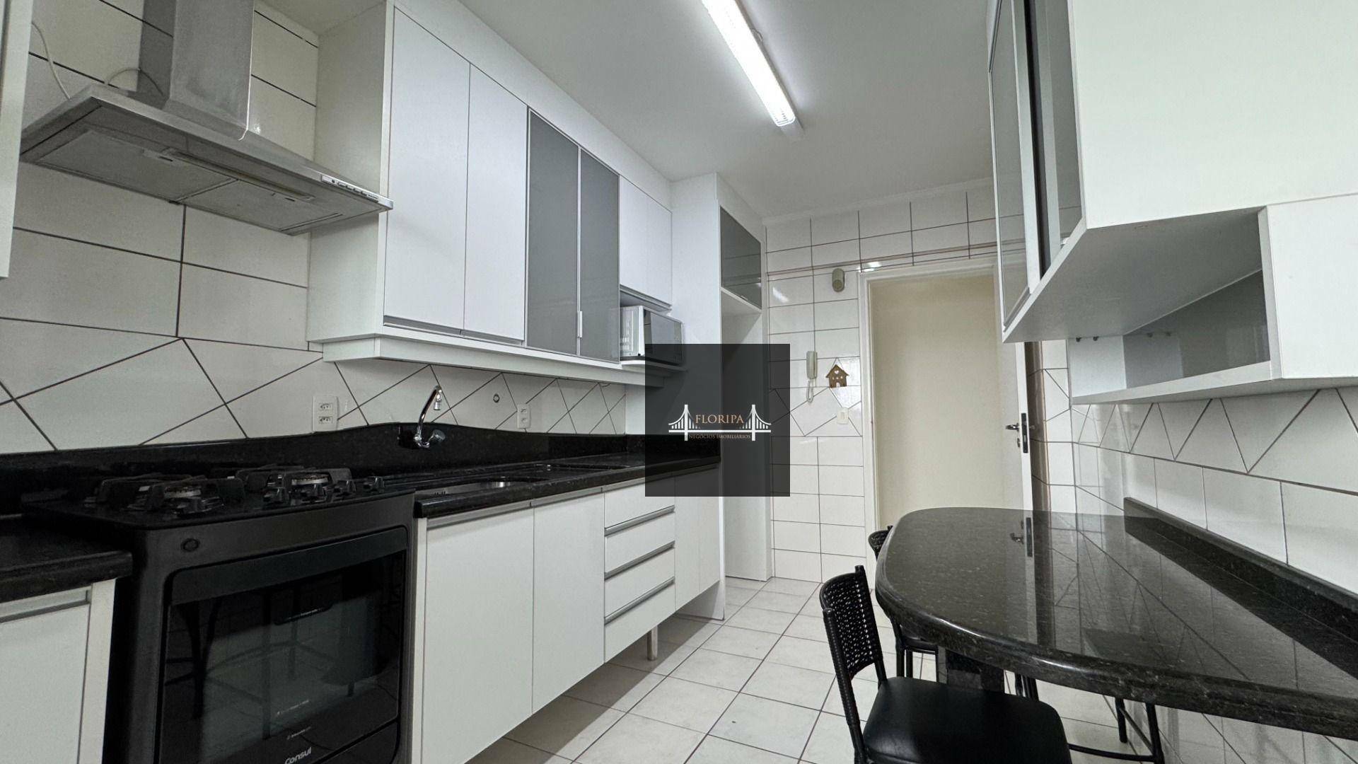 Apartamento à venda com 2 quartos, 75m² - Foto 9