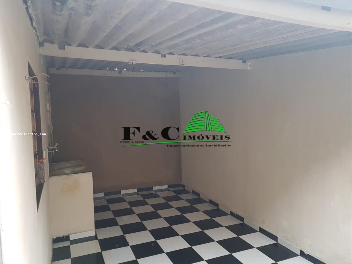 Casa à venda com 2 quartos, 200m² - Foto 13