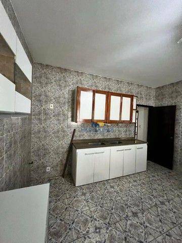 Casa à venda com 3 quartos, 260M2 - Foto 7