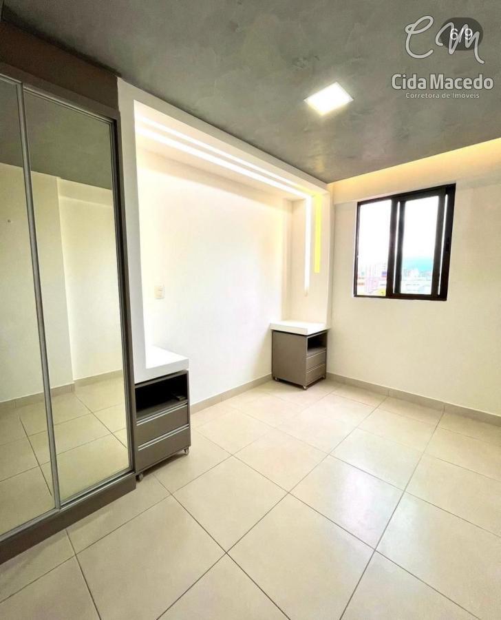 Apartamento à venda com 2 quartos, 64m² - Foto 3