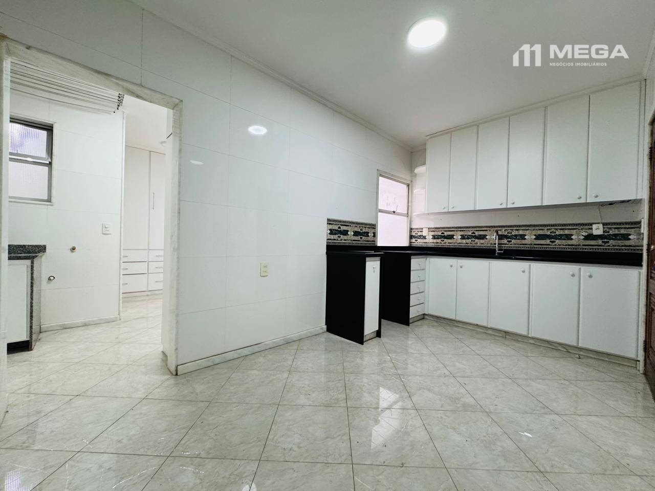 Apartamento à venda com 3 quartos, 130m² - Foto 14