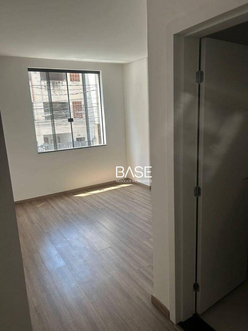 Apartamento, 3 quartos, 130 m² - Foto 3