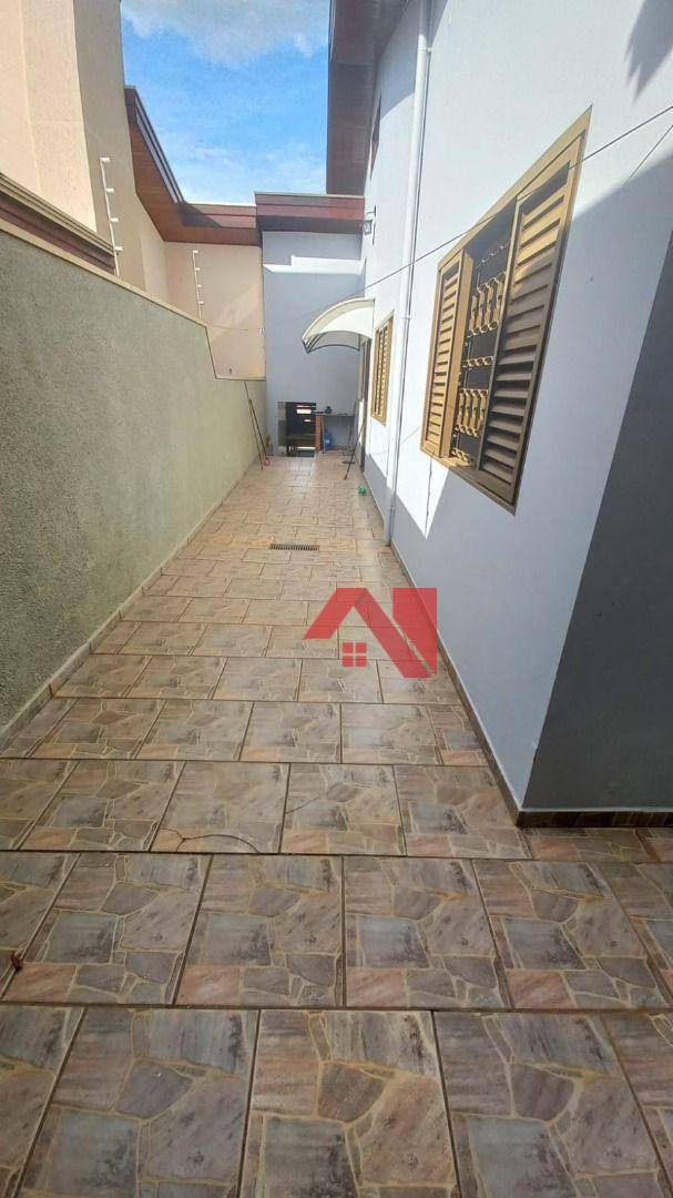 Sobrado à venda com 3 quartos, 240m² - Foto 3