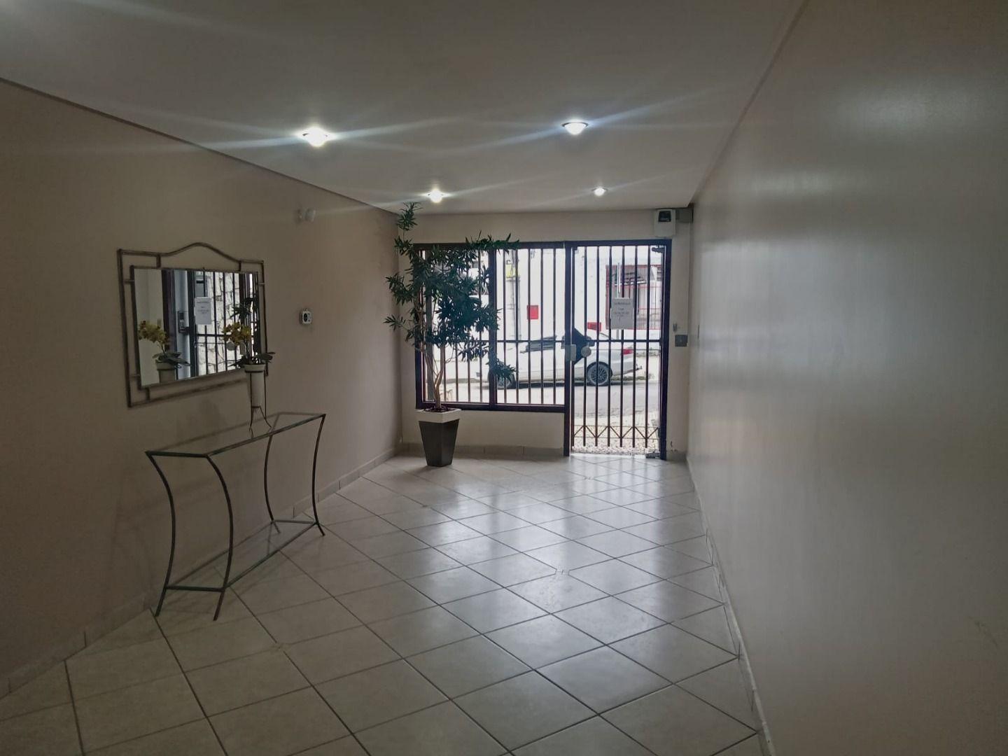 Apartamento à venda com 2 quartos, 118m² - Foto 8