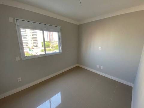 Apartamento à venda com 3 quartos, 135m² - Foto 18