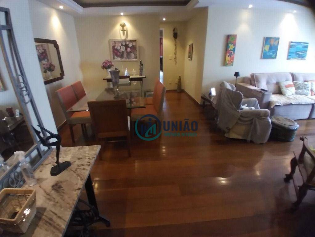 Apartamento à venda com 3 quartos, 140m² - Foto 5