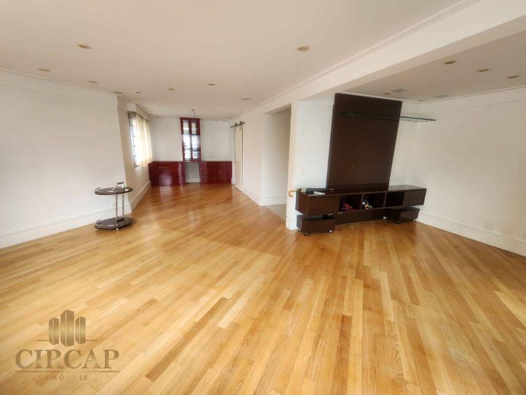 Apartamento para alugar com 3 quartos, 173m² - Foto 6