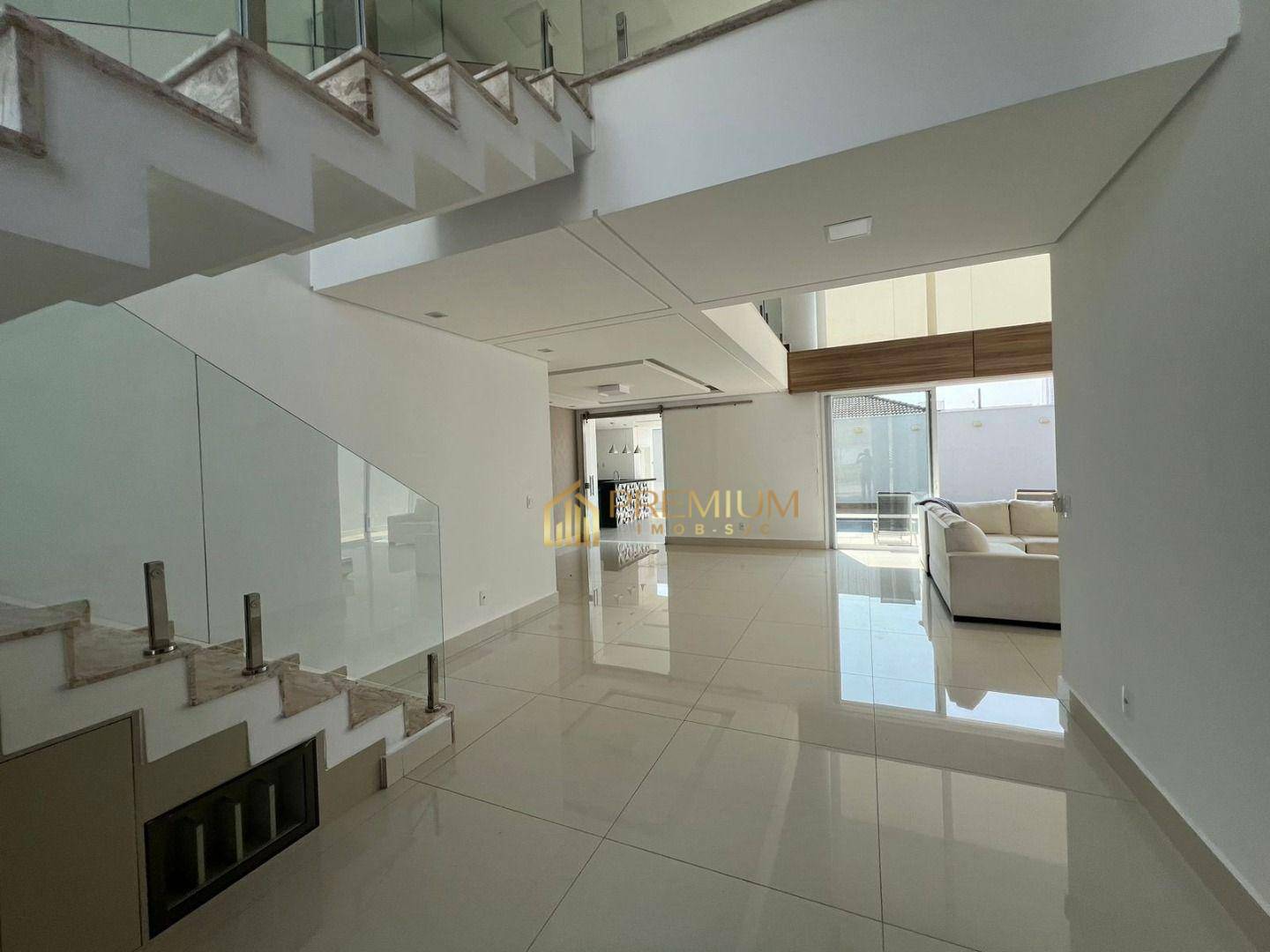 Sobrado à venda com 4 quartos, 333m² - Foto 36