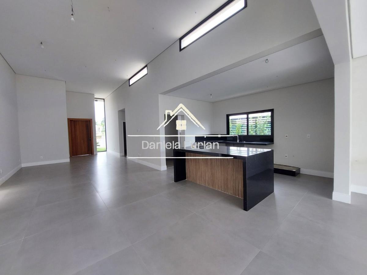 Casa de Condomínio à venda com 3 quartos, 239m² - Foto 17