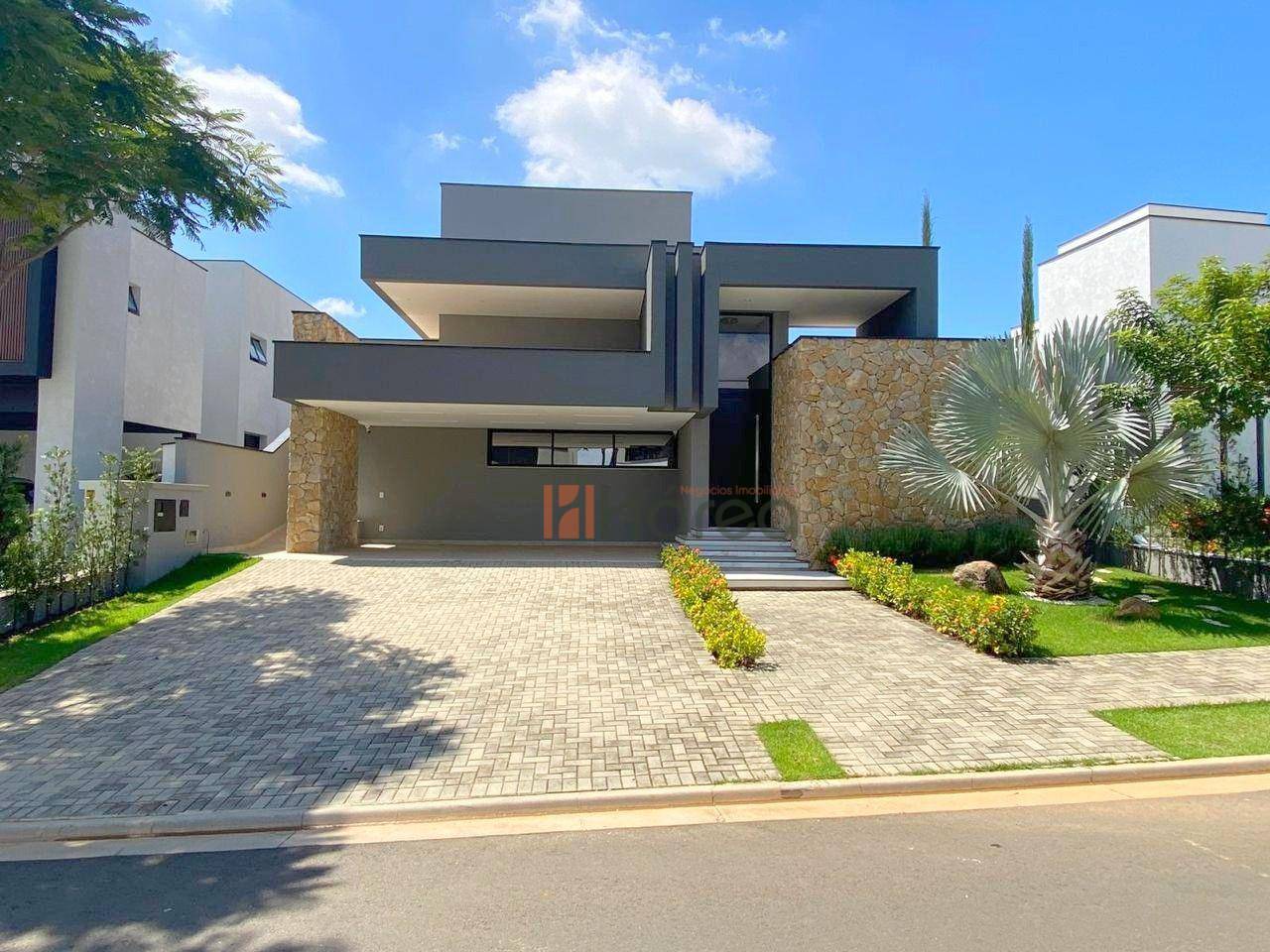 Casa de Condomínio, 4 quartos - Foto 1